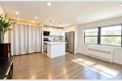 69-46 138th St #B, Kew Gardens, NY 11367 - Photo 2