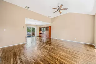 3 Rosewood Dr, Massapequa, NY 11758 - Photo 6