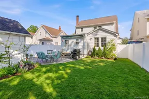2913 Davis St, Oceanside, NY 11572 - Photo 30