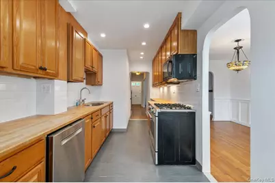 169-16 32nd Avenue, Flushing, NY 11358 - Photo 16