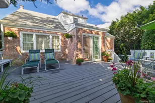 455 Morris Ave, Rockville Centre, NY 11570 - Photo 16