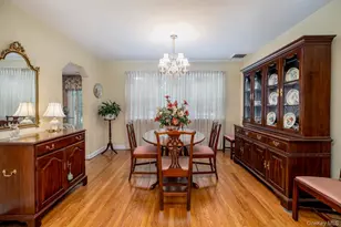455 Morris Ave, Rockville Centre, NY 11570 - Photo 4