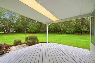 13 Hancock Ct, Coram, NY 11727 - Photo 6