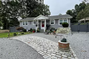 11 Jaspa Rd, Shelter Island, NY 11964 - Photo 2