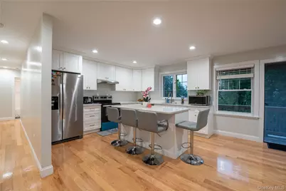 47 Lincoln Terrace, Yonkers, NY 10701 - Photo 12