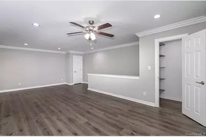 65 Island Boulevard #65D, Bohemia, NY 11716 - Photo 4