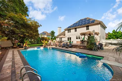 20 Millennium Court, Bohemia, NY 11716 - Photo 40