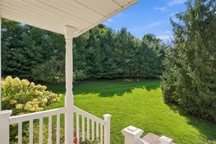 1402 Pondview Loop, Wappingers Falls, NY 12590 - Photo 6