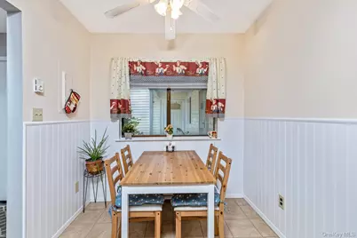 403 Cabot Court E, Saint James, NY 11780 - Photo 10
