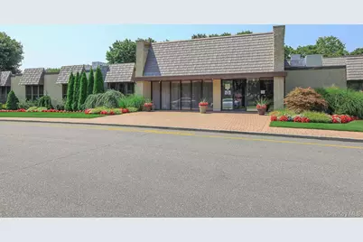 403 Cabot Court E, Saint James, NY 11780 - Photo 16