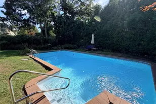 11 Gerald Ln, Hampton Bays, NY 11946 - Photo 16