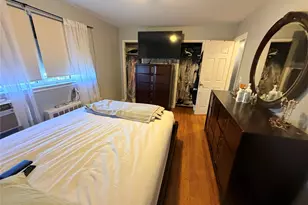 1849 White Plains Rd, Bronx, NY 10462 - Photo 10