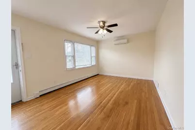 1 Arnold Street, Hicksville, NY 11801 - Photo 4