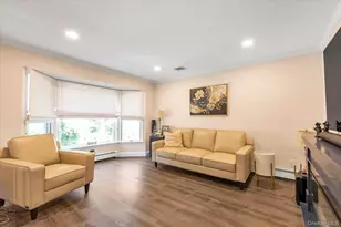 9 The Promenade, Glen Head, NY 11545 - Photo 10