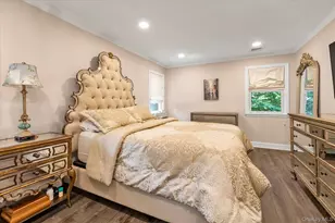 9 The Promenade, Glen Head, NY 11545 - Photo 14