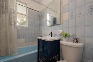 3214 Fenton Ave, Bronx, NY 10469 - Photo 22