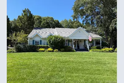 34 Varsity Boulevard, East Setauket, NY 11733 - Photo 1