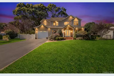 1456 Pine Acres Boulevard, Bay Shore, NY 11706 - Photo 2