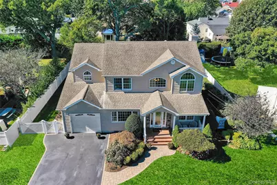 1456 Pine Acres Boulevard, Bay Shore, NY 11706 - Photo 8