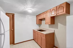 1456 Pine Acres Blvd, Bay Shore, NY 11706 - Photo 32