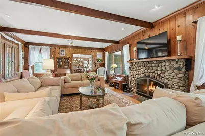 2064 N Country Road, Wading River, NY 11792 - Photo 8