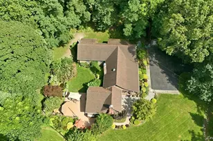 2064 N Country Rd, Wading River, NY 11792 - Photo 6