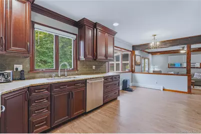 27 Bobolink Lane, Salt Point, NY 12578 - Photo 10