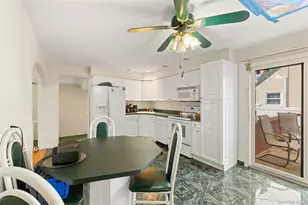 947 N Park Ave, Massapequa, NY 11758 - Photo 6
