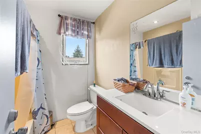 947 N Park Avenue, Massapequa, NY 11758 - Photo 14