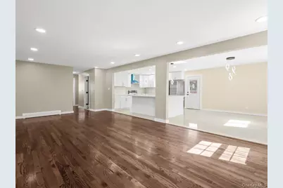 9 Honeysuckle, Kings Park, NY 11754 - Photo 8