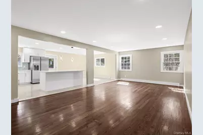 9 Honeysuckle, Kings Park, NY 11754 - Photo 6