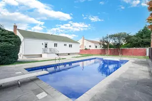 9 Honeysuckle, Kings Park, NY 11754 - Photo 28