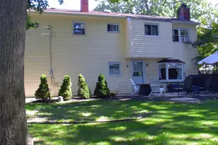 1288 Waverly Ave, Farmingville, NY 11738 - Photo 16