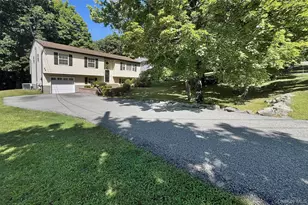 51 Prospect St, Monroe, NY 10950 - Photo 2