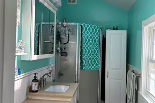 197 S 7th St, Lindenhurst, NY 11757 - Photo 6