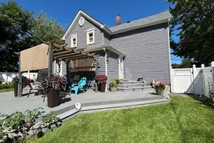197 S 7th St, Lindenhurst, NY 11757 - Photo 26