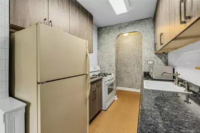 118-11 84 Avenue #406, Kew Gardens, NY 11415 - Photo 10