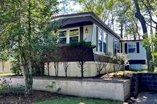 433 Mill Rd, Calverton, NY 11933 - Photo 42