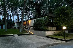 433 Mill Rd, Calverton, NY 11933 - Photo 2