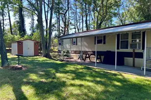 433 Mill Rd, Calverton, NY 11933 - Photo 32