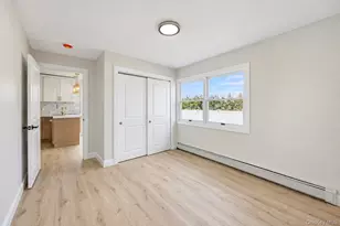 891 S Bay St, Lindenhurst, NY 11757 - Photo 16
