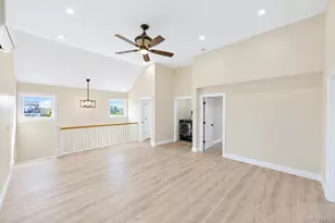891 S Bay St, Lindenhurst, NY 11757 - Photo 20