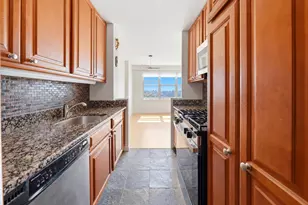 555 Kappock St, Bronx, NY 10463 - Photo 8