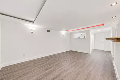 152 Alkier Street, Brentwood, NY 11717 - Photo 22
