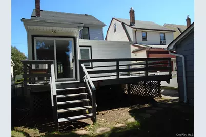 27 Starks Place #Fl. 1, Lynbrook, NY 11563 - Photo 4