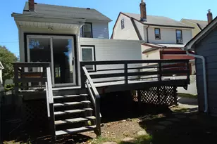 27 Starks Pl, Lynbrook, NY 11563 - Photo 4