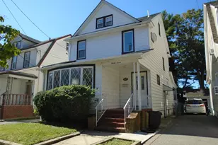 27 Starks Pl, Lynbrook, NY 11563 - Photo 2