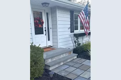 4 Pheasant Drive, West Nyack, NY 10994 - Photo 2