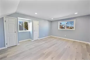 253 Meyer Ave, Valley Stream, NY 11580 - Photo 20