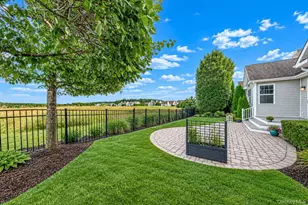 38 Tyler Dr, Riverhead, NY 11901 - Photo 8